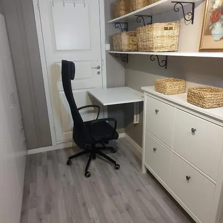 Δωμάτια σε οικογενειακή κατοικία Mormors Basseng *