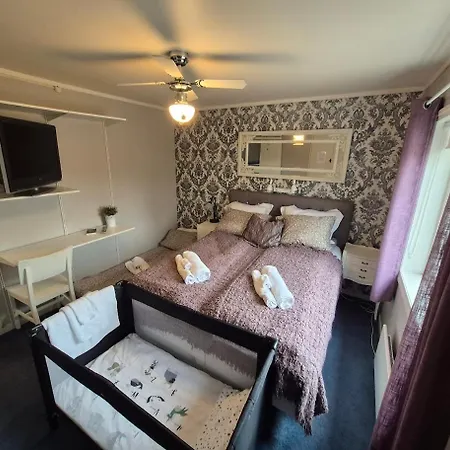 Mormors Basseng Homestay *