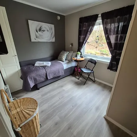 Mormors Basseng Δωμάτια σε οικογενειακή κατοικία