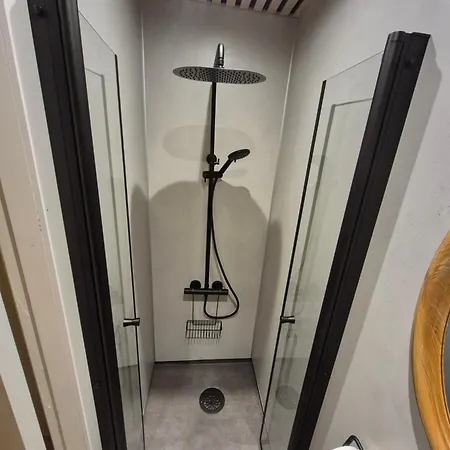 Mormors Basseng Δωμάτια σε οικογενειακή κατοικία *