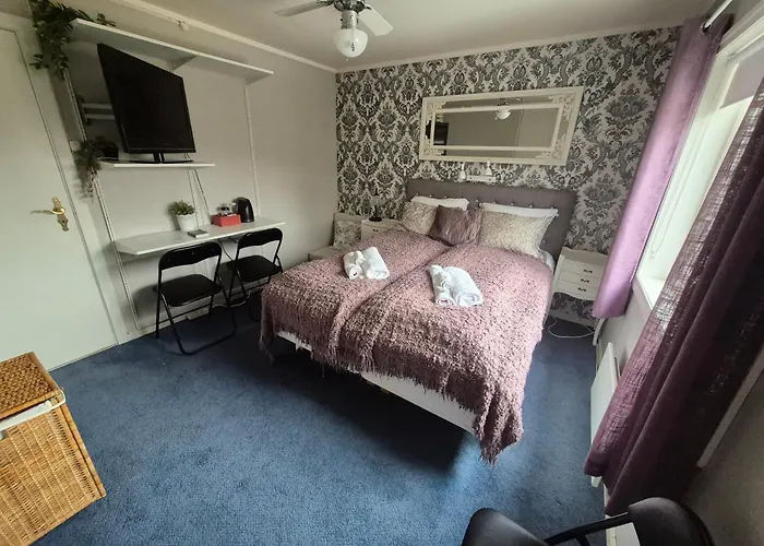 Privatunterkunft Mormors Basseng *