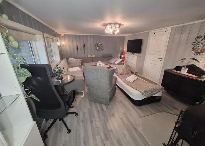 Mormors Basseng Privatunterkunft